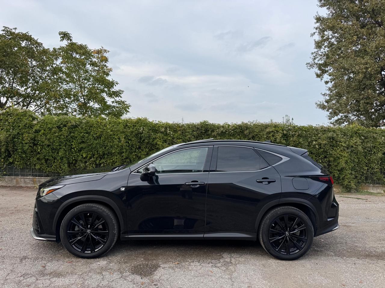 Lexus NX EXUS 450h+ 2.5 PLUG-IN HYBRID F SPORT 4WD – 309 CV