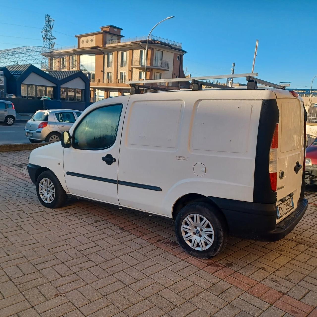 147.038 KM FIAT DOBLO 1.2 FURGONE 2 POSTI