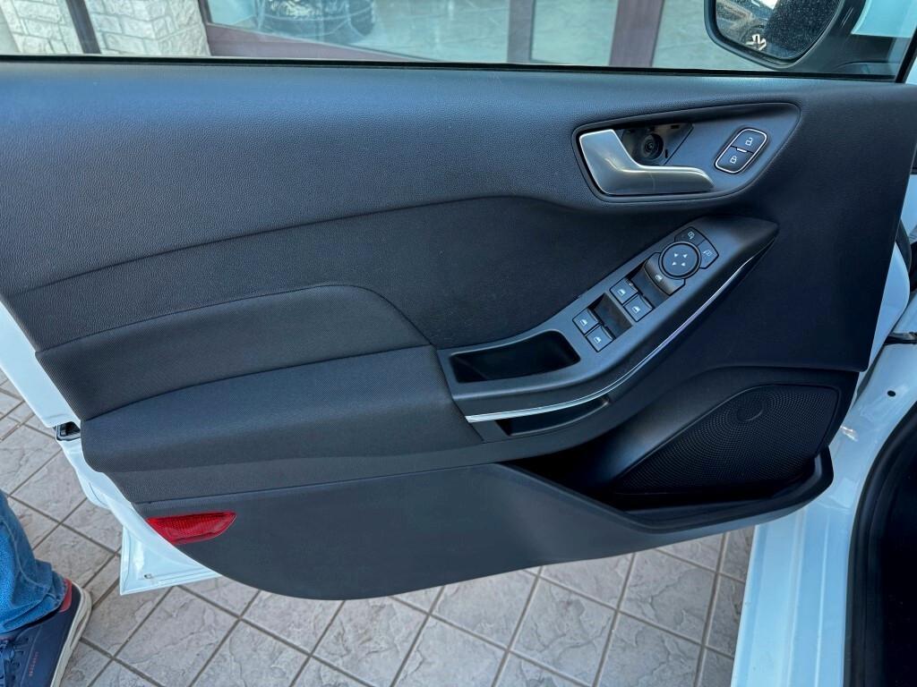 Ford Fiesta 1.1 75 CV 5 porte Titanium