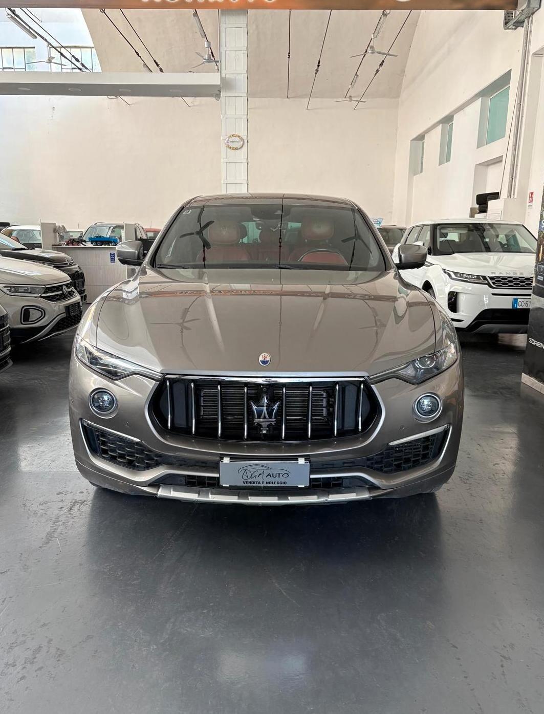 Maserati Levante V6 Diesel 275 CV AWD Granlusso