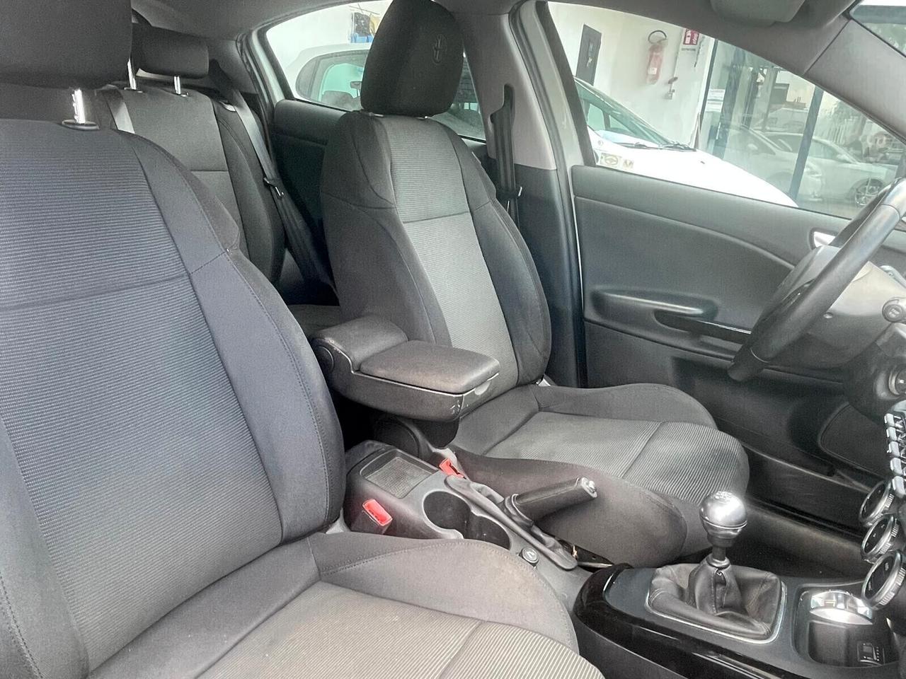 Alfa Romeo Giulietta 1.4 Turbo 120 CV GPL Distinctive 130000KM