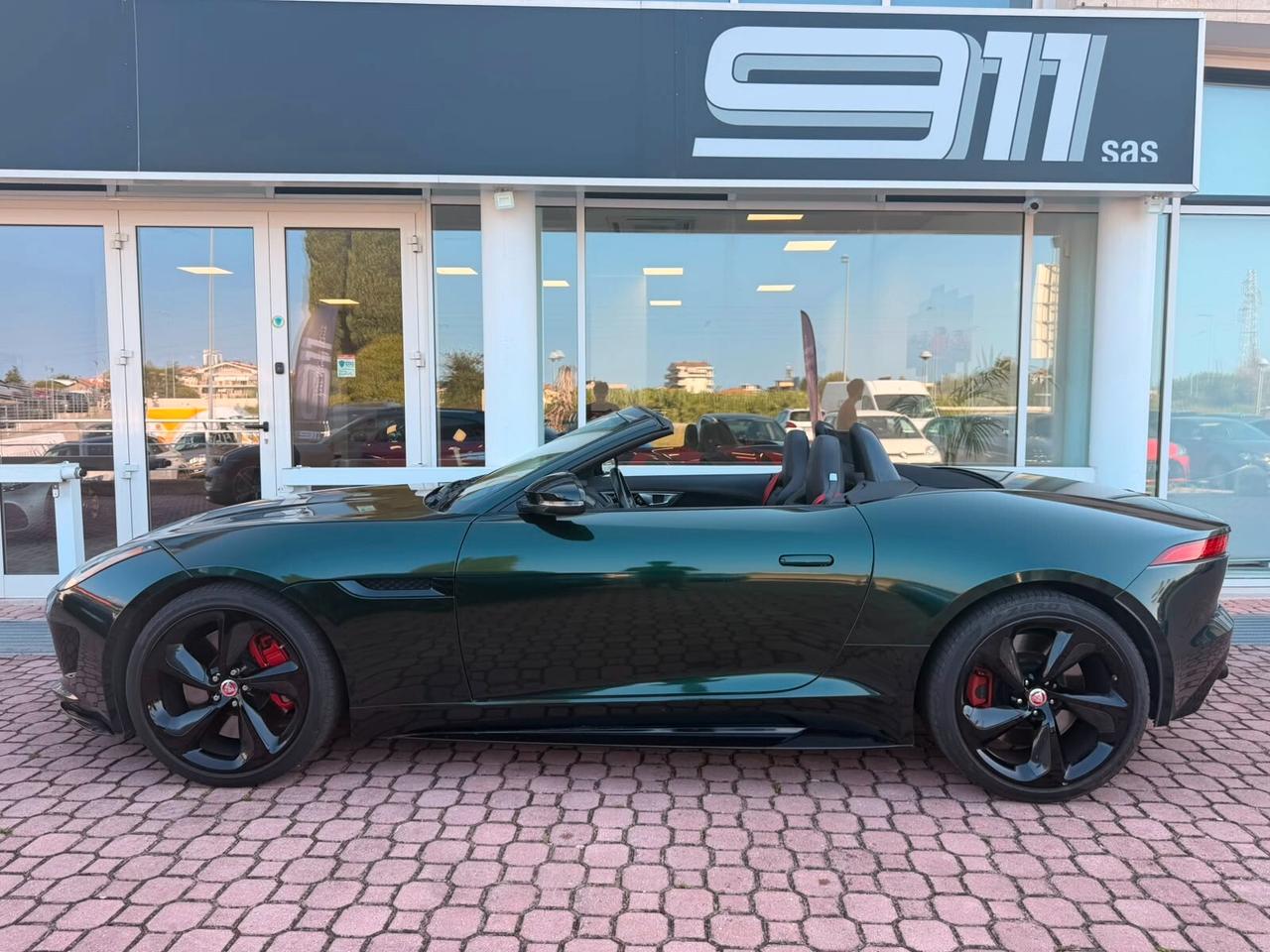 Jaguar F-Type 5.0 V8 aut. AWD Convertibile SVR