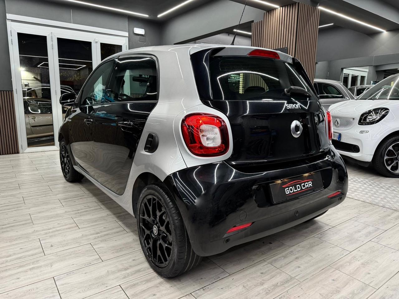 Smart ForFour 70 1.0 twinamic Brabus Style Prime Navi