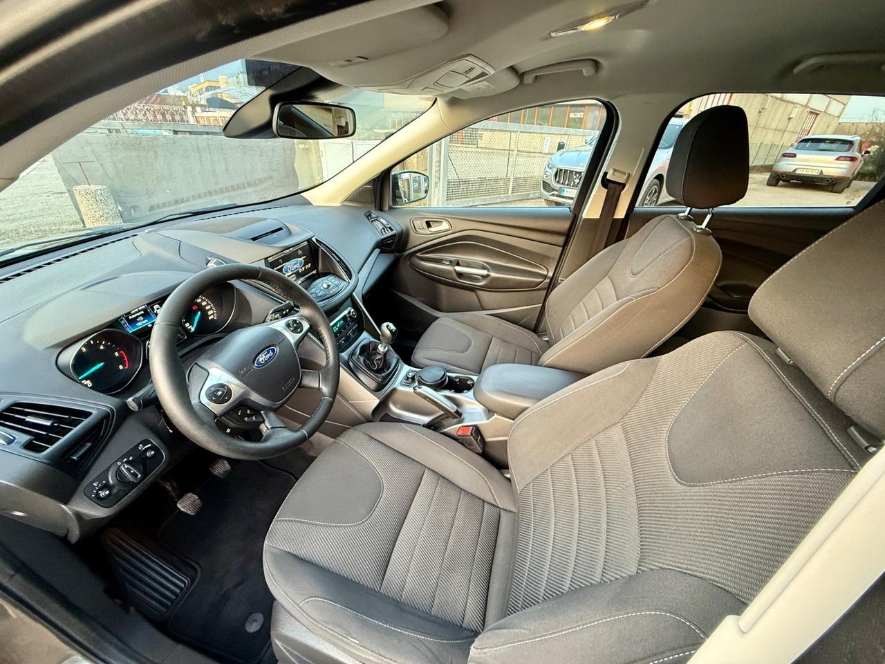 Ford Kuga 2.0 TDCI 120 CV S&S 2WD Titanium 2015