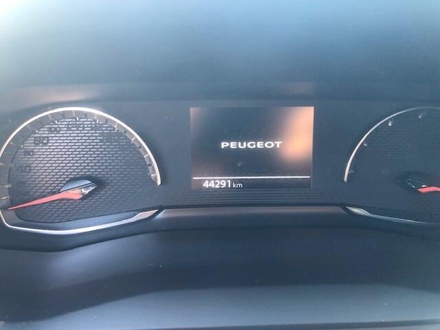 Peugeot 2008 PureTech 100 S&S Allure