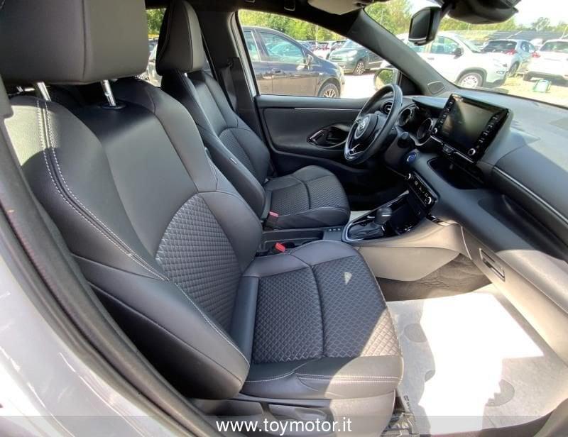 Toyota Yaris 4ª serie 1.5 Hybrid 5 porte Style