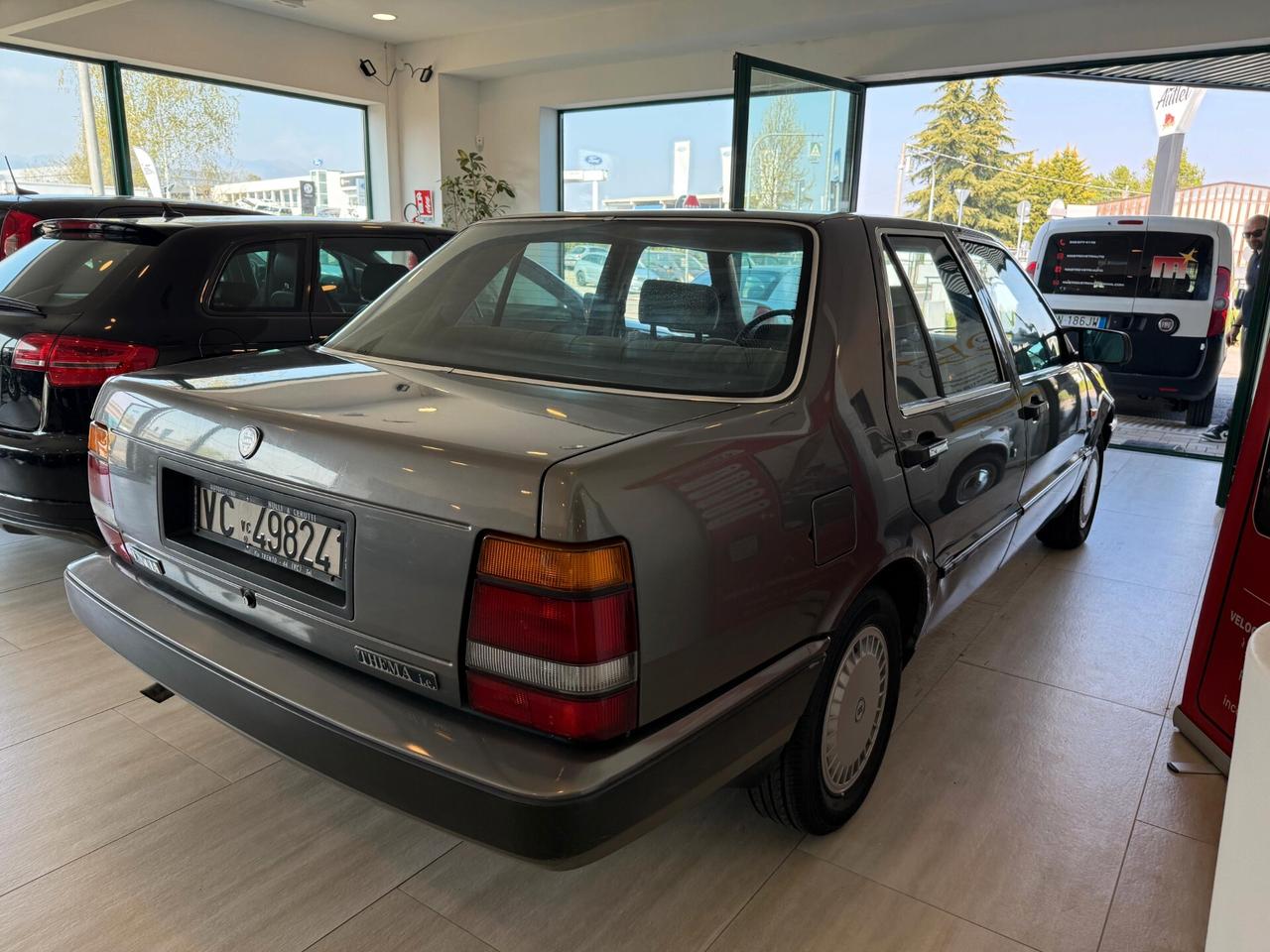 Lancia Thema 2.0 i.e.