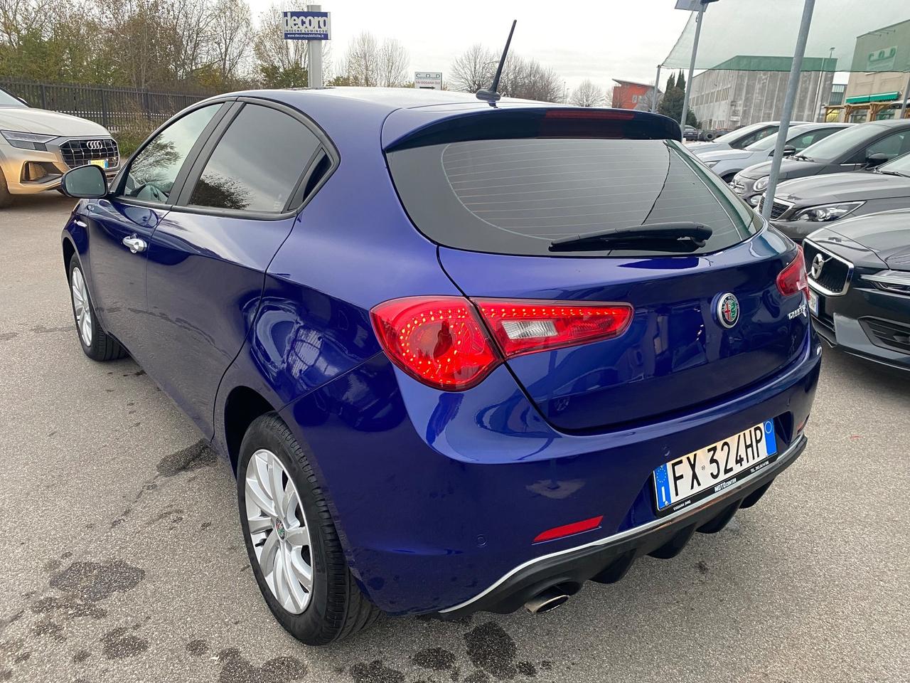Alfa Romeo Giulietta 1.6 120 CV Automatica Navi NEOPATENTATI Garantita