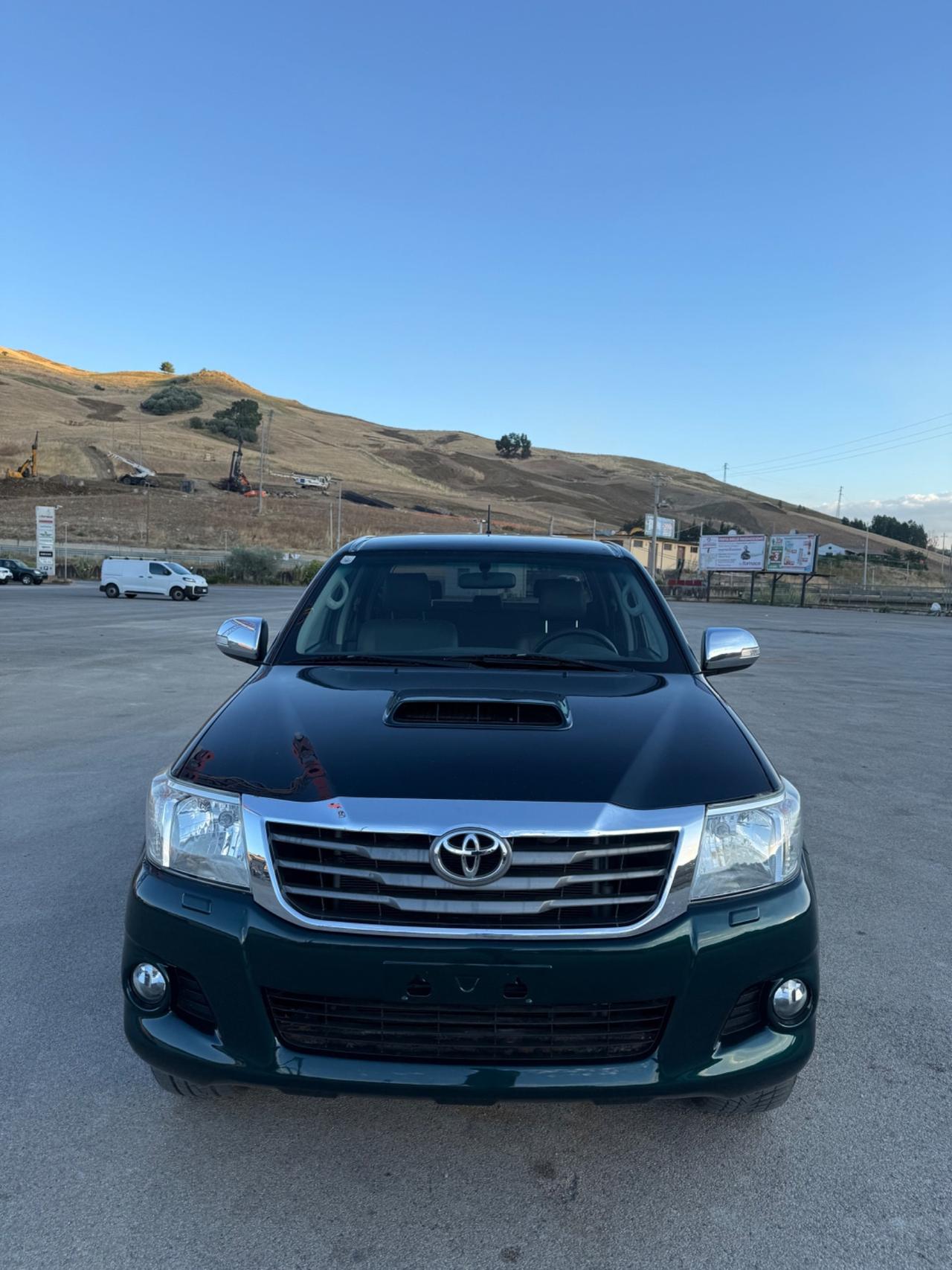 Toyota Hilux 3.0 D-4D 4WD 4p. DC Stylex