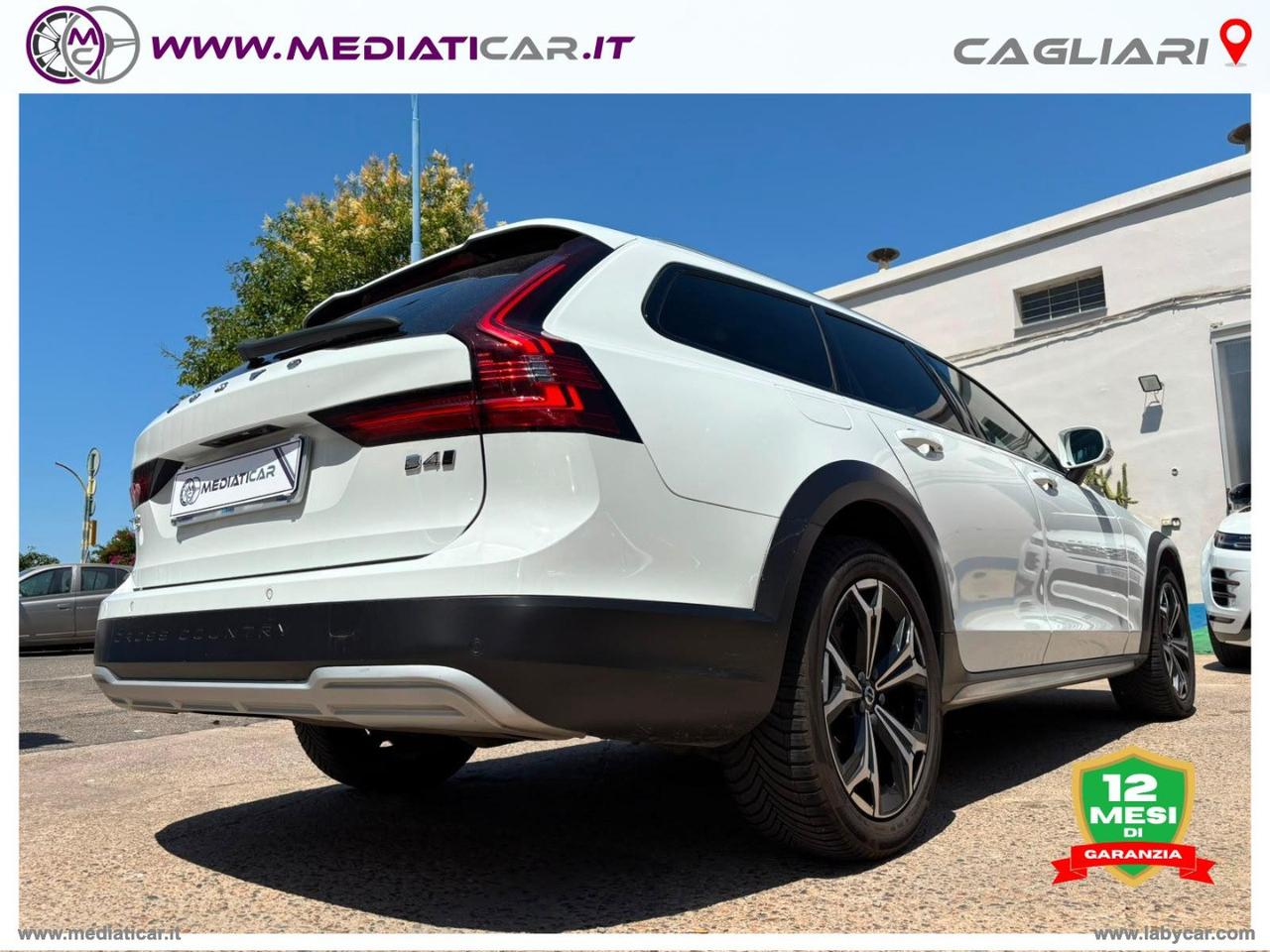 VOLVO V90 Cross Country B4