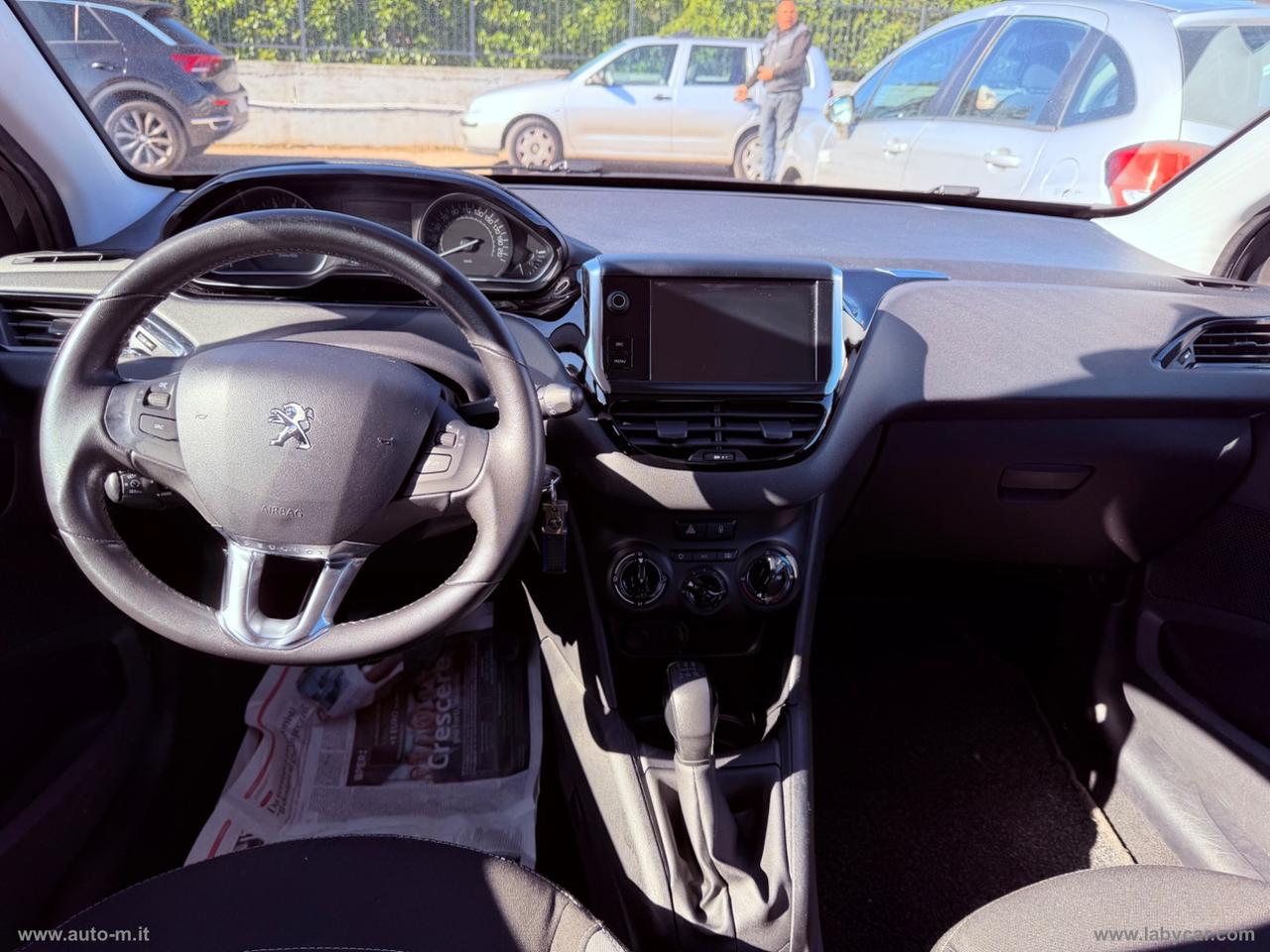 PEUGEOT 208 PureTech 82 5p. Allure