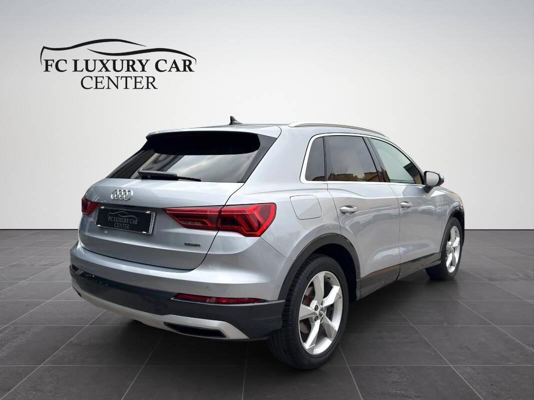 Audi Q3 40 2.0 tdi S line Interno quattro 190cv s-tronic
