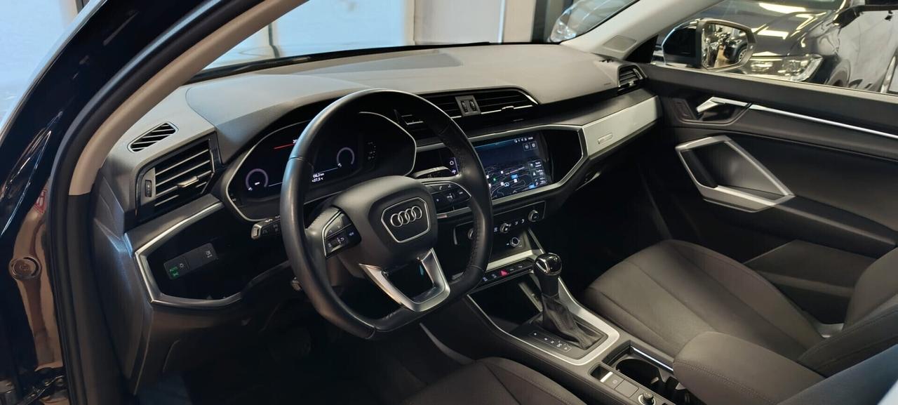 Audi Q3 35 TDI S tronic line edition