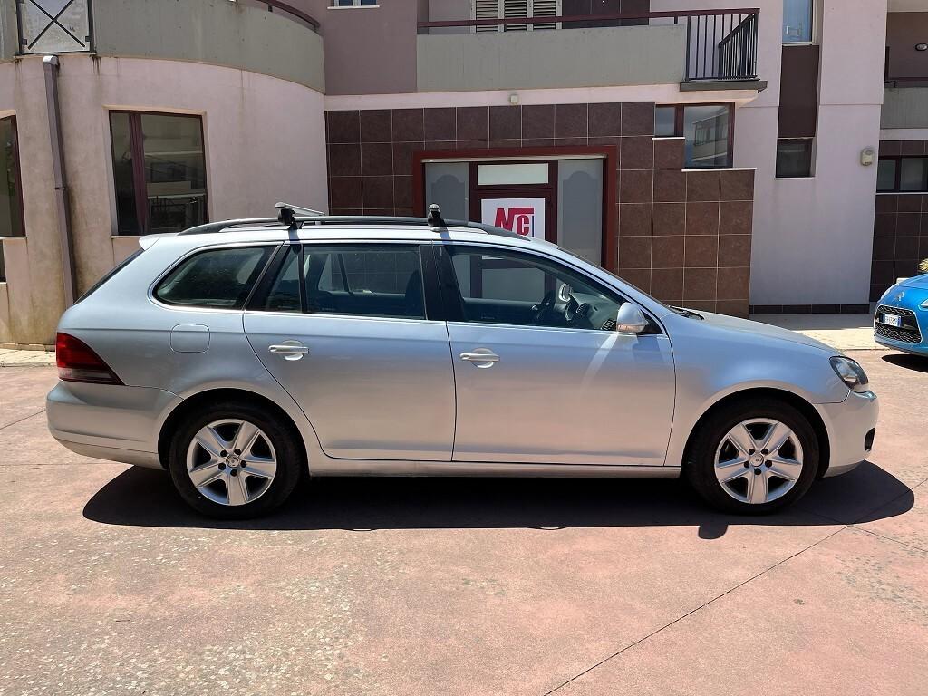 Volkswagen Golf VI Variant 1.6 TDI - 2010