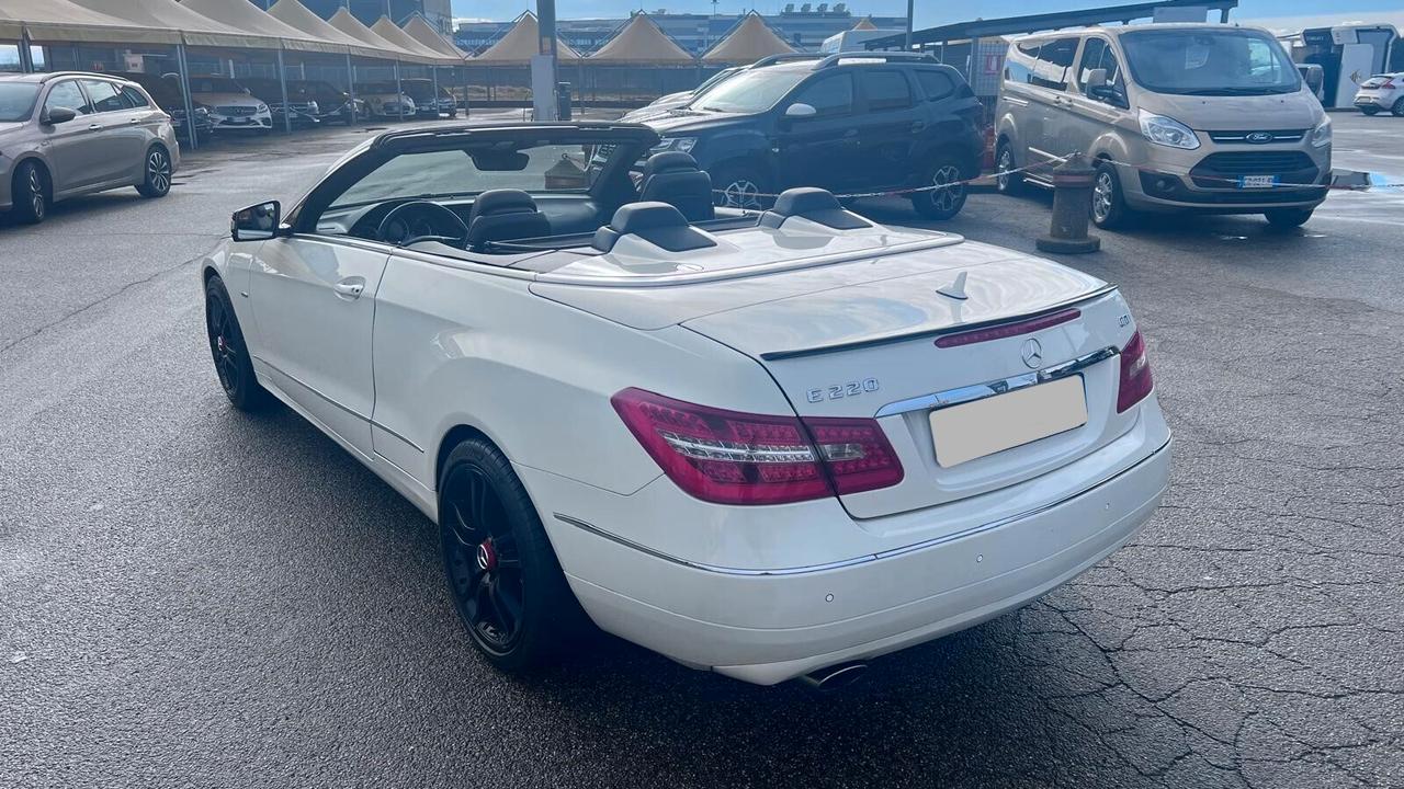 Mercedes-benz E 220 CDI Cabrio BlueEFFICIENCY Avantgarde