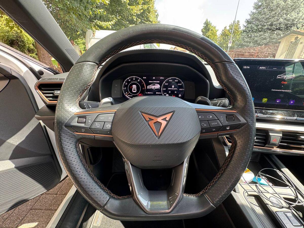 Cupra Leon 1.5 hybrid 150cv dsg