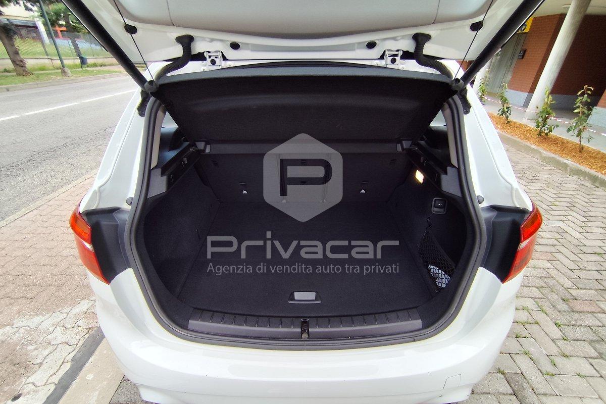 BMW 218d Active Tourer Business