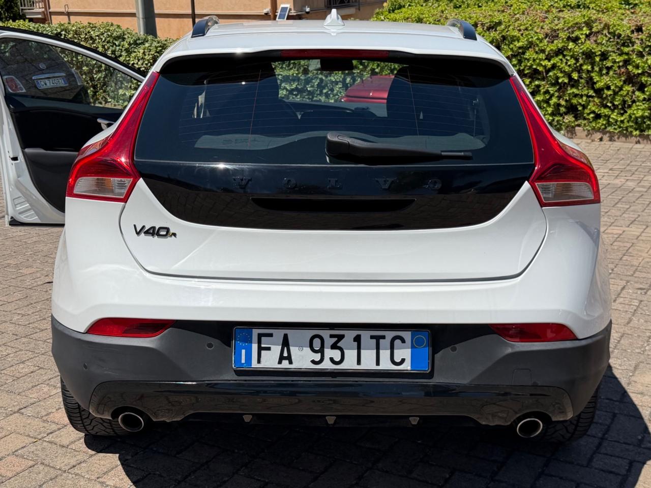 Volvo V40 Cross Country D2 Momentum