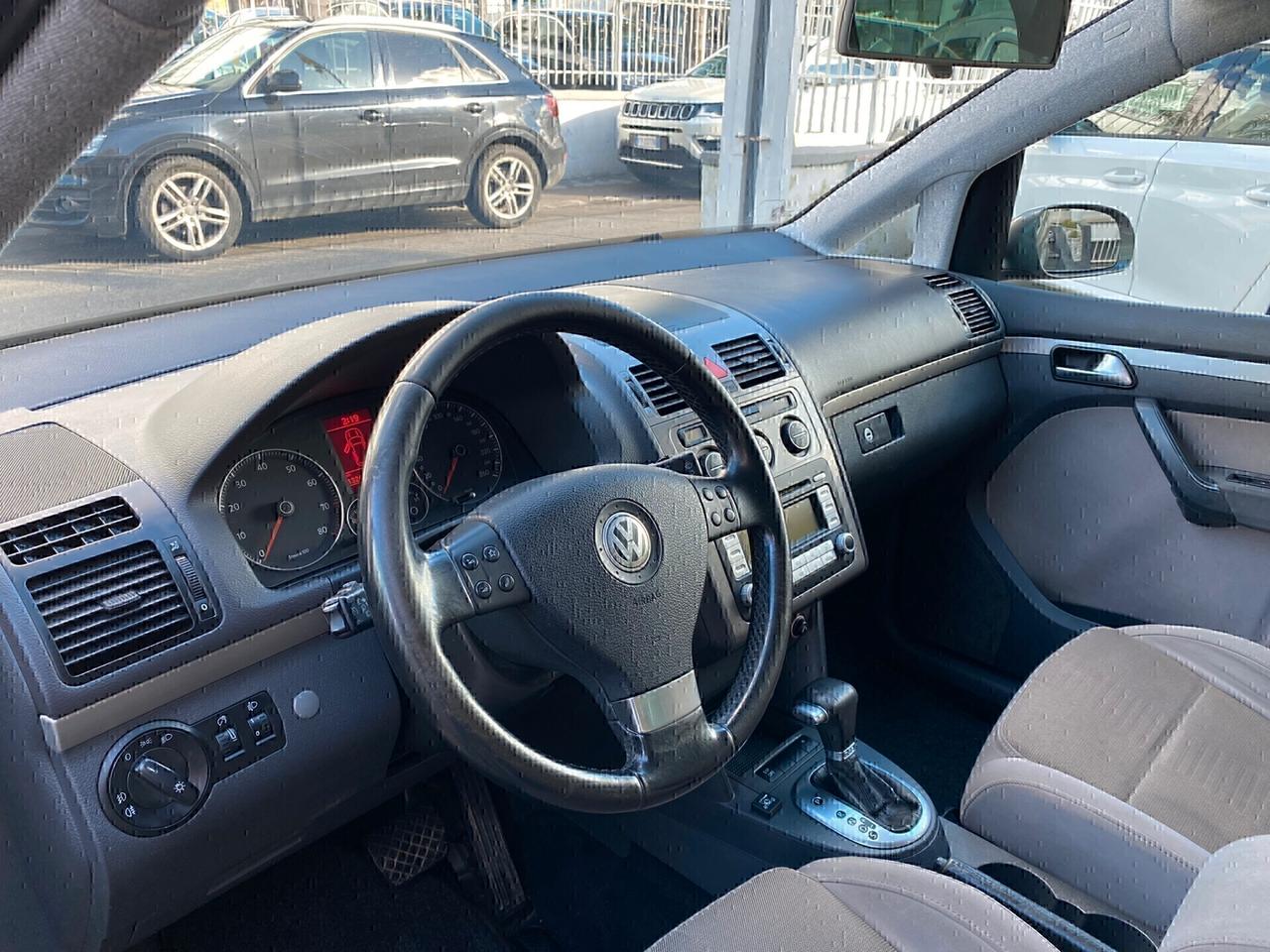 Volkswagen Touran 1.6 5 POSTI Bifuel GPL AUTOMATICO 170CV