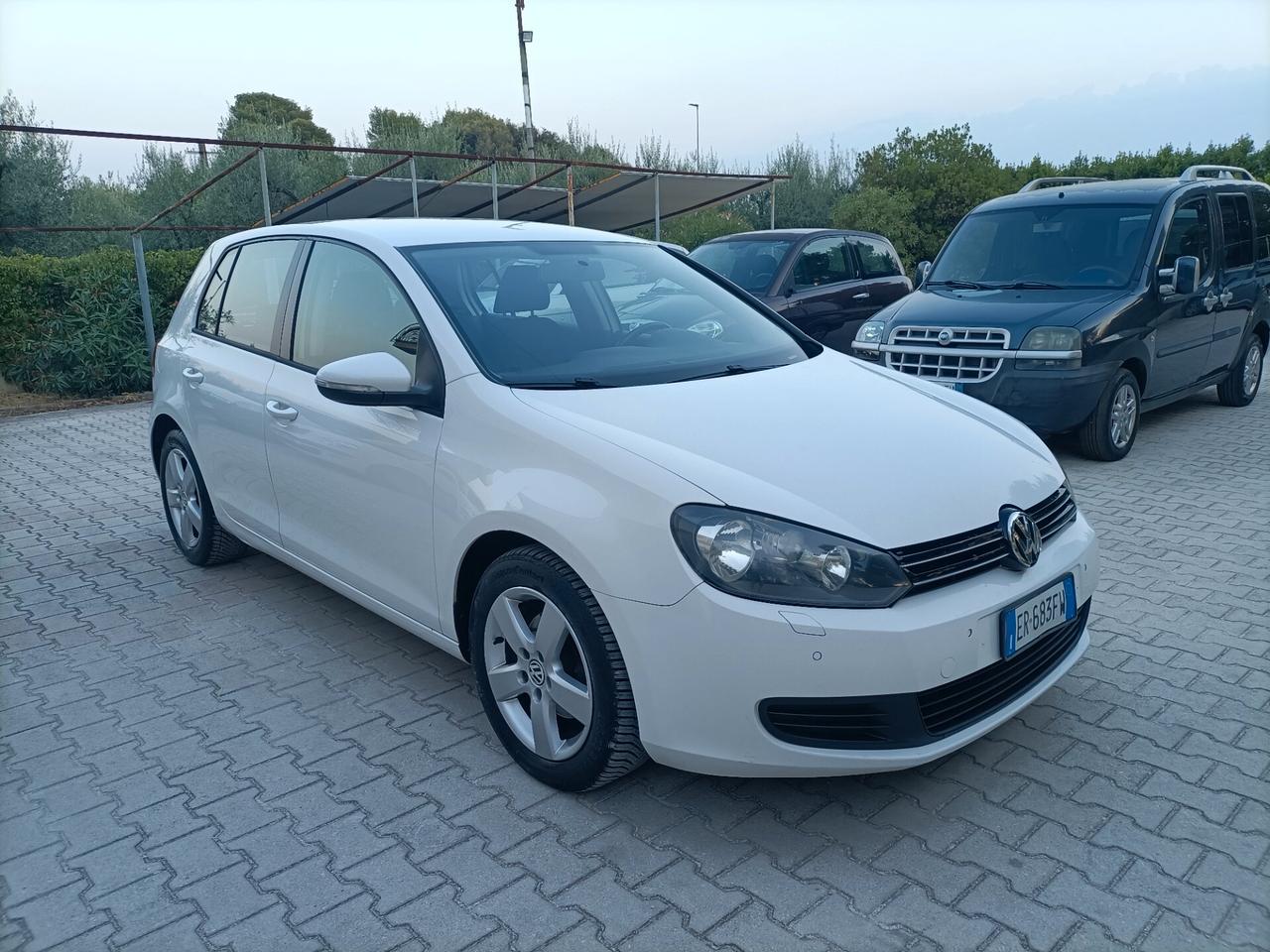 Volkswagen Golf 1.6 TDI 5p. Highline