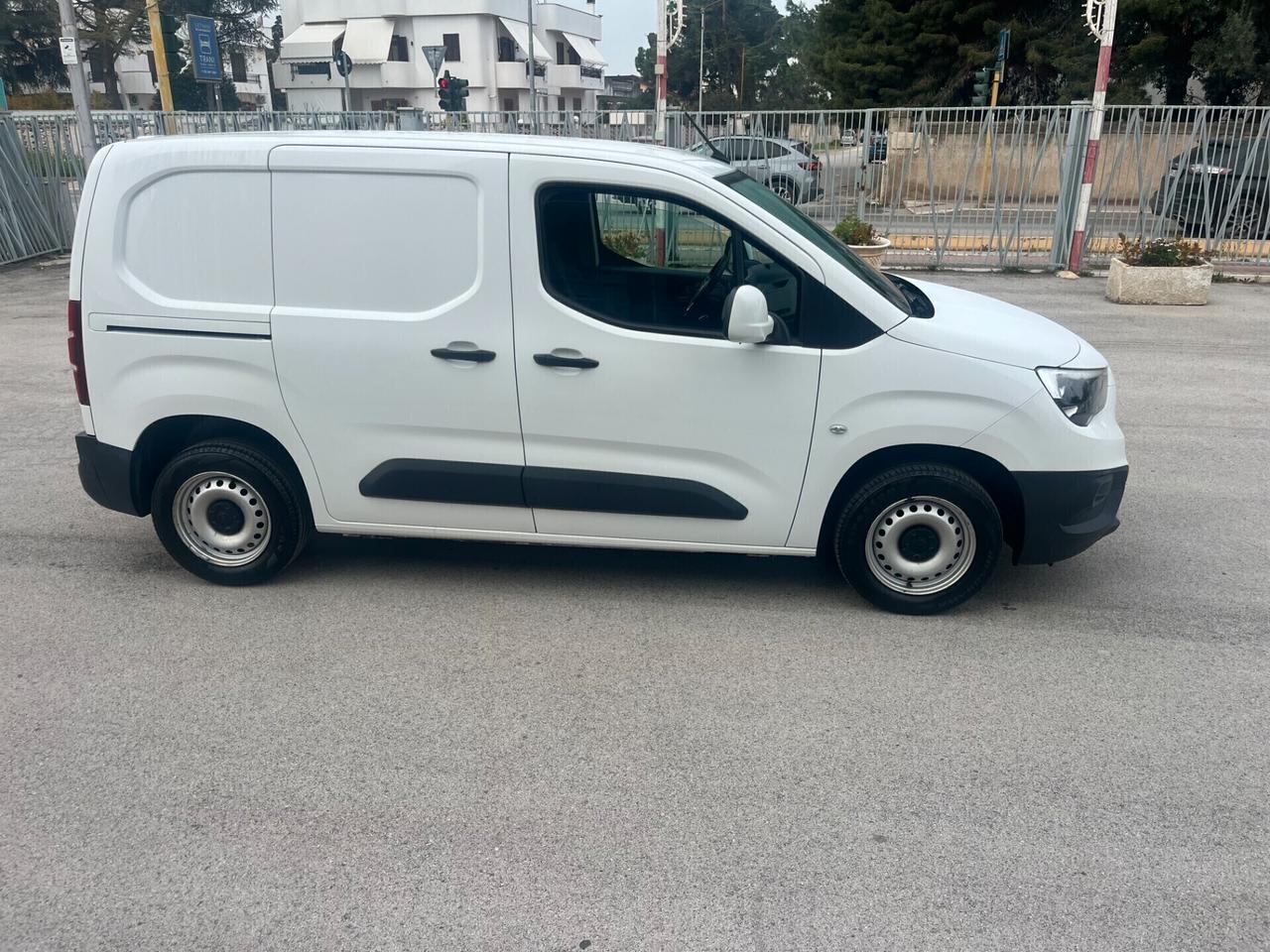 Opel Combo Cargo 1.6 Diesel 100CV S&S PC 650kg