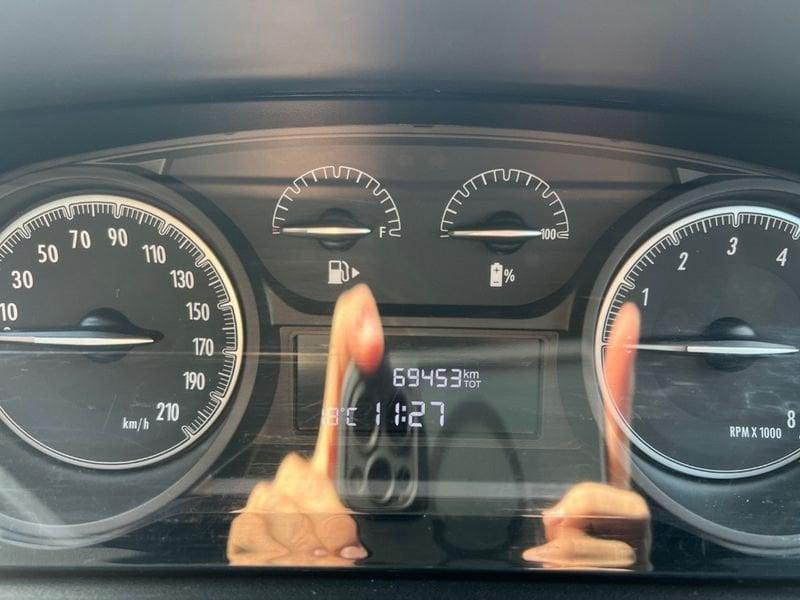Lancia Ypsilon 3ª serie 1.0 FireFly 5 porte S&S Hybrid Ecochic Gold