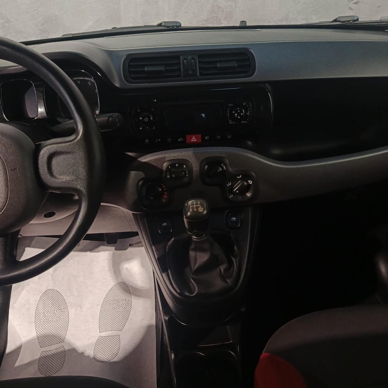 Fiat Panda 1.2 BENZINA NEOPATENTATI