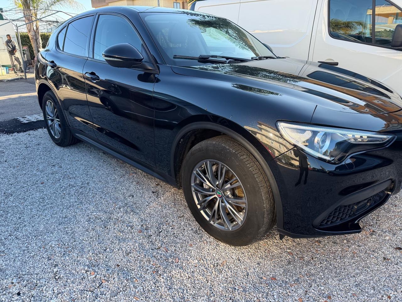 Alfa Romeo Stelvio 2.2 Turbodiesel 190 CV AT8 Q4 Business
