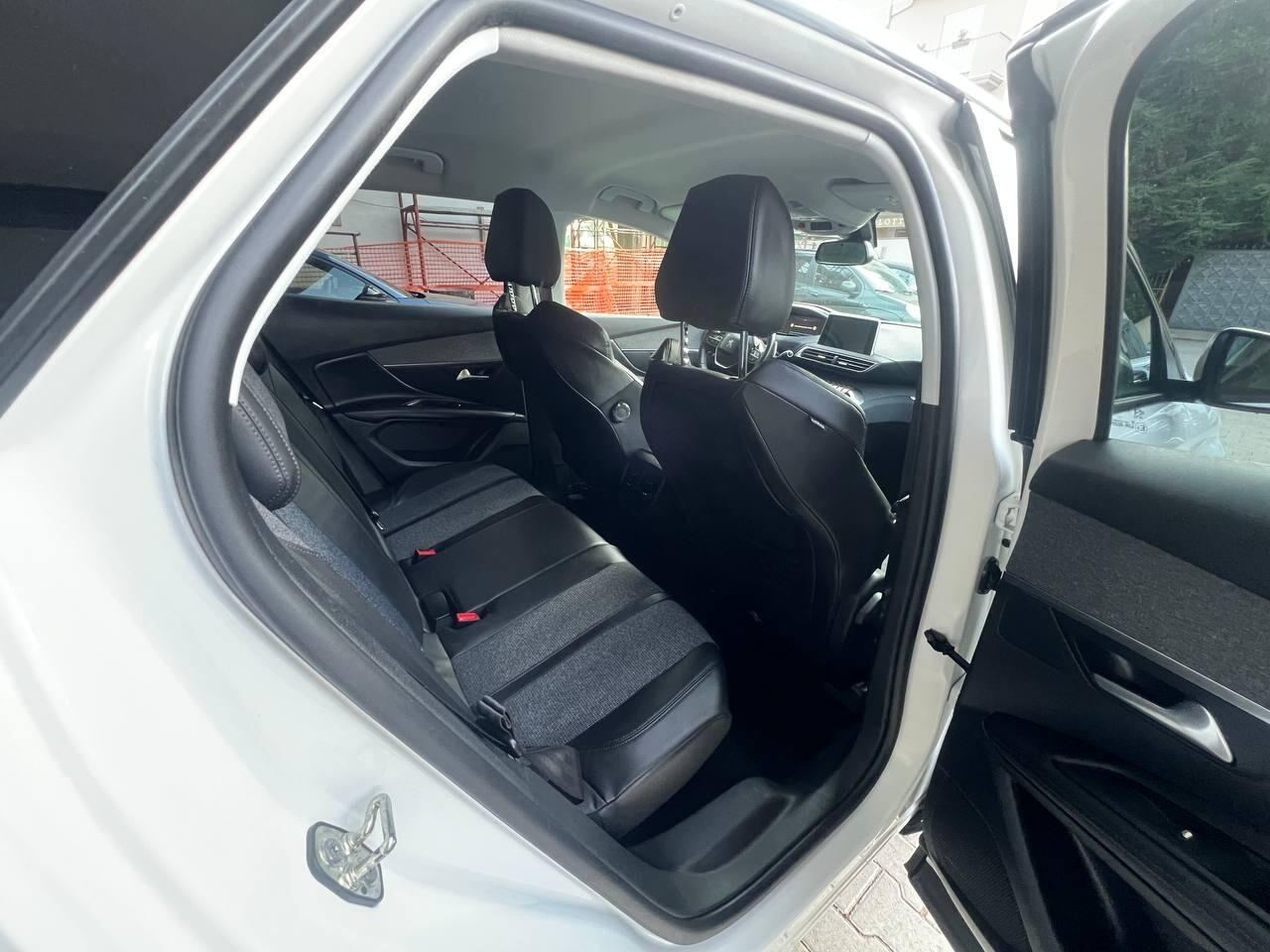 PEUGEOT 3008 BlueHDI 120 SeS EAT6 GT LINE