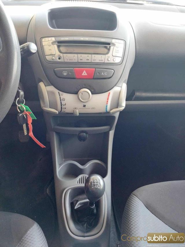 TOYOTA Aygo 1.0 12V VVT-i 3 porte Sol