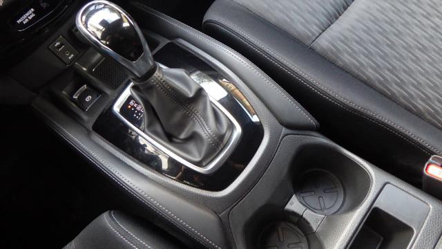 NISSAN X-Trail 2.0 dCi 2WD X-Tronic N-Connecta