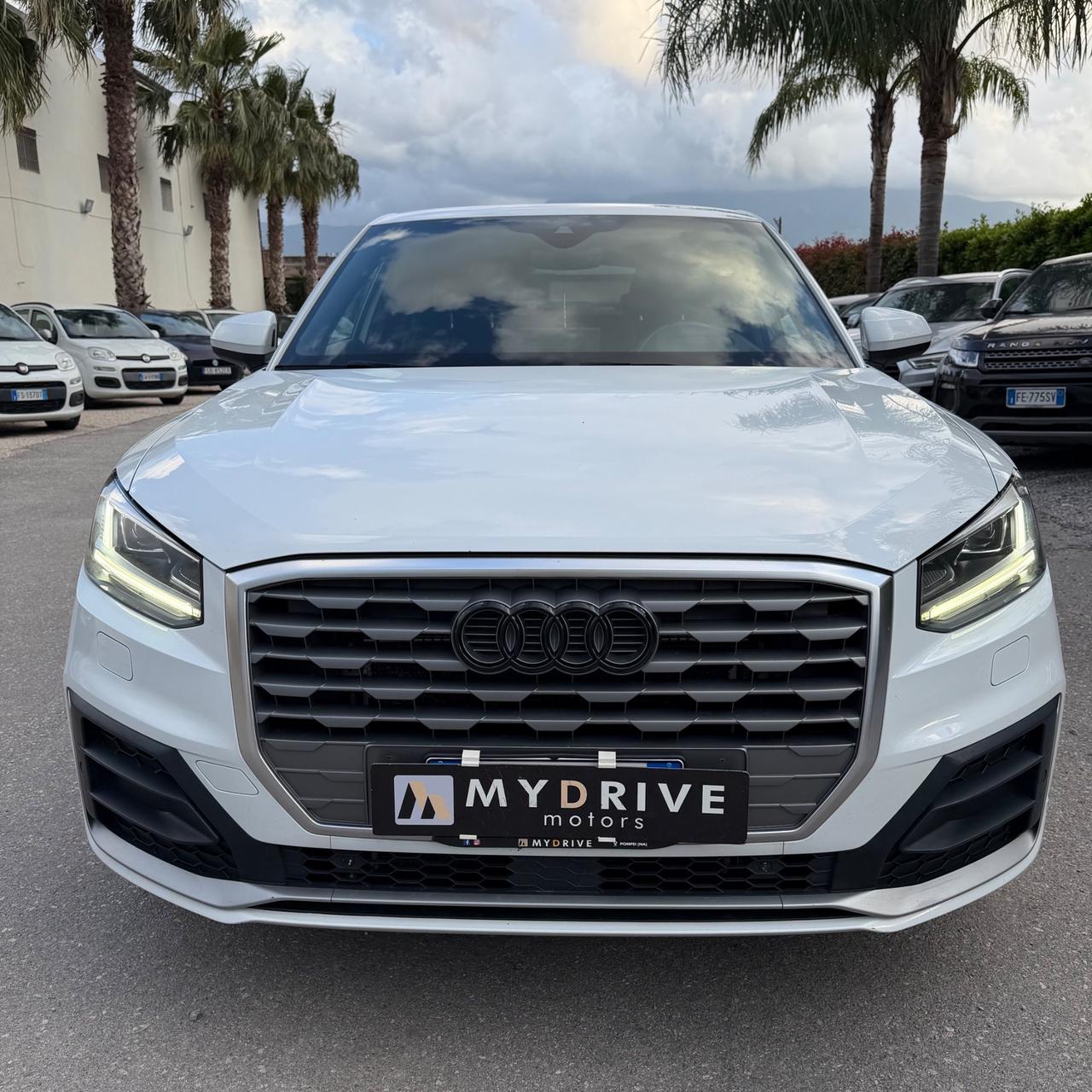 Audi Q2 1.6 TDI S-LINE FULL