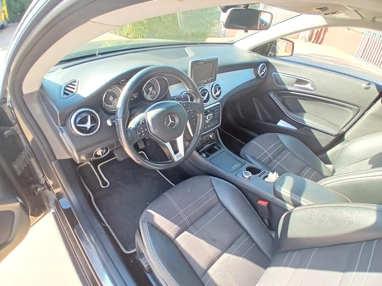 Mercedes-benz CLA 200 Sport auto