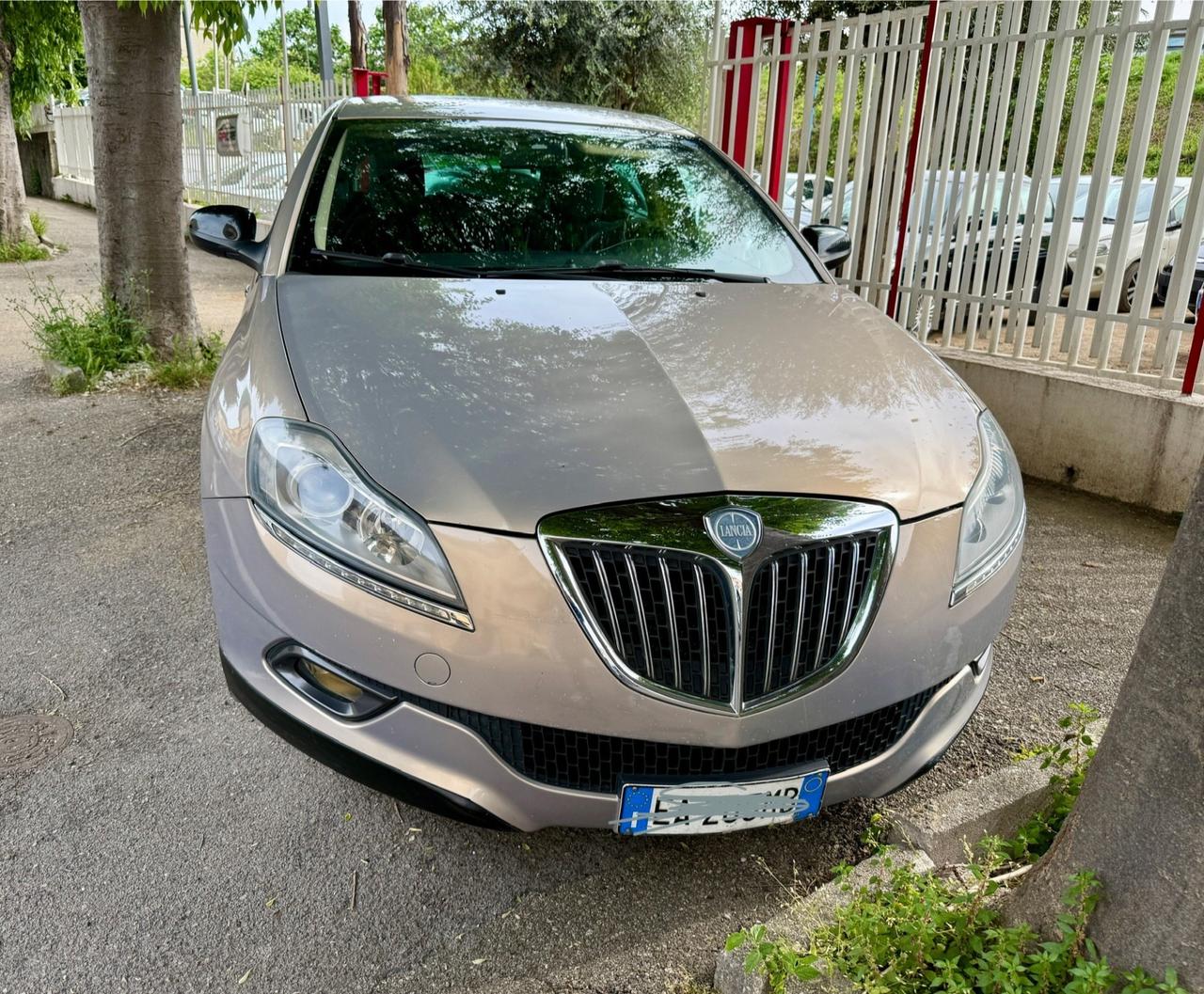 Lancia Delta 1.4 T-Jet 120 CV Argento