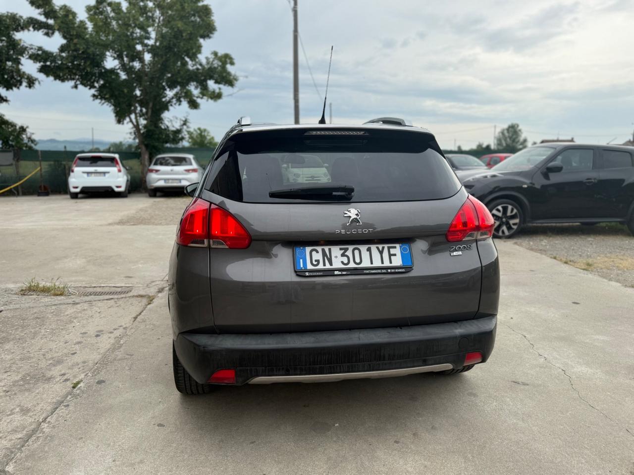 Peugeot 2008 1.6 e-HDi 115 CV Stop&Start Allure