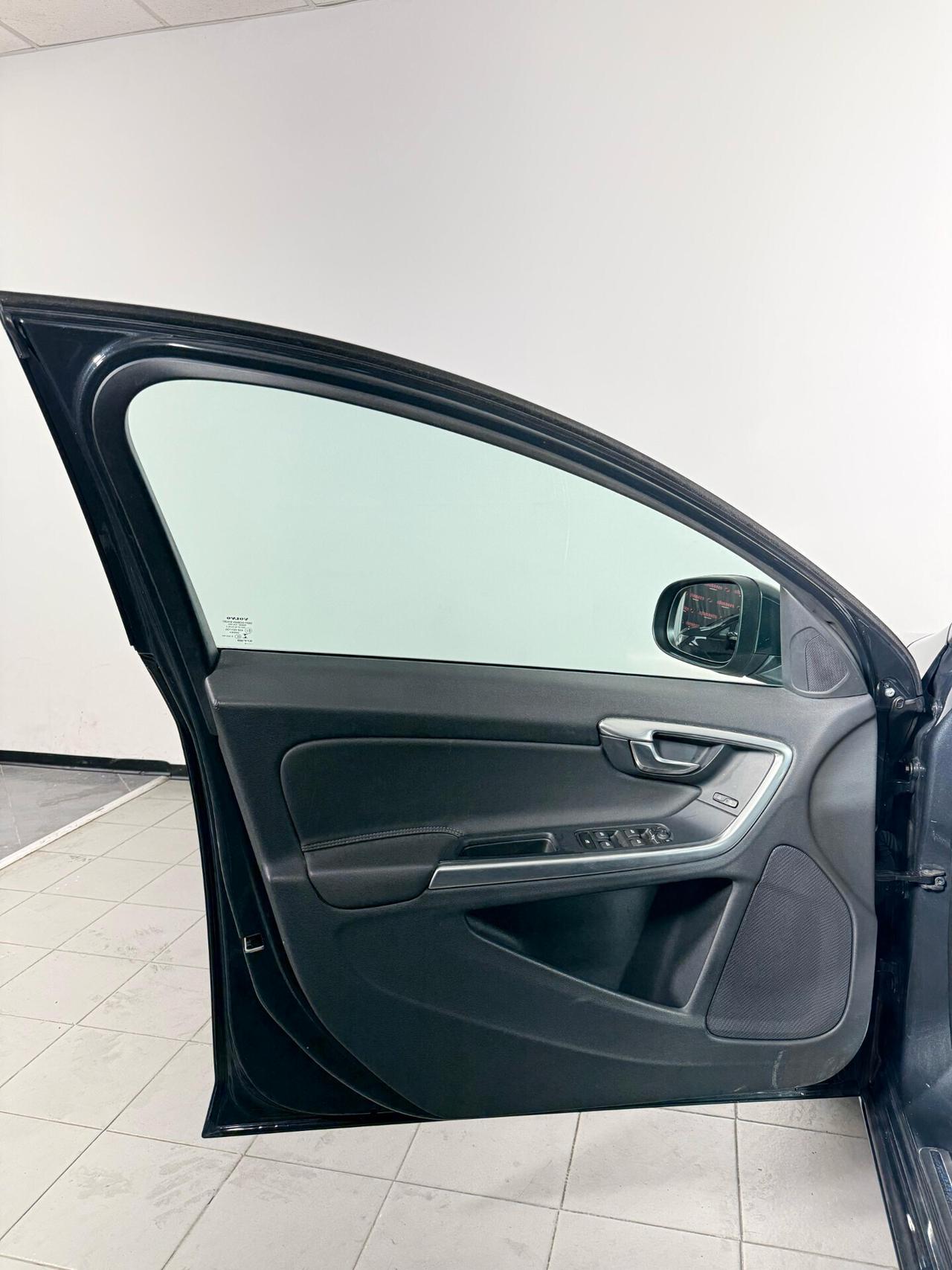 Volvo S60 D4 Geartronic Momentum