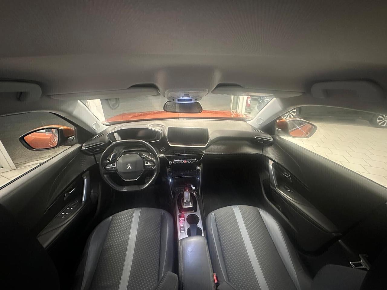 Peugeot 2008 BlueHDi 130 S&S EAT8 Allure