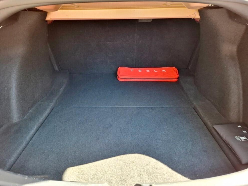 Tesla Model 3 Long Range Dual Motor AWD