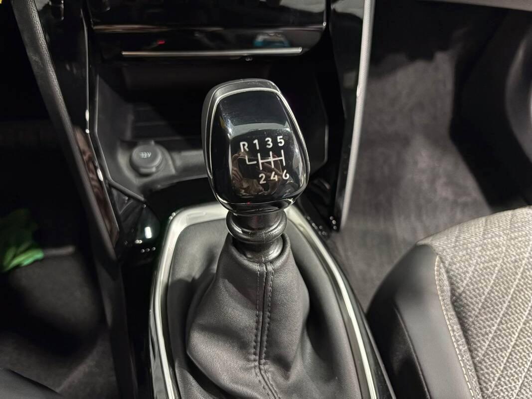 Peugeot 2008 1.2 puretech Allure s&s 100cv