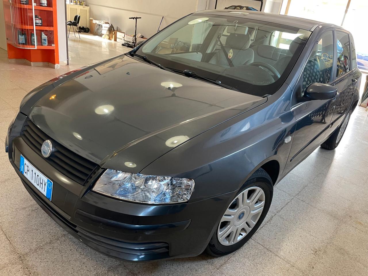 Fiat Stilo 1.9 MJT 16V 5 porte 116 cv. Dynamic OK NEOPATENTATI