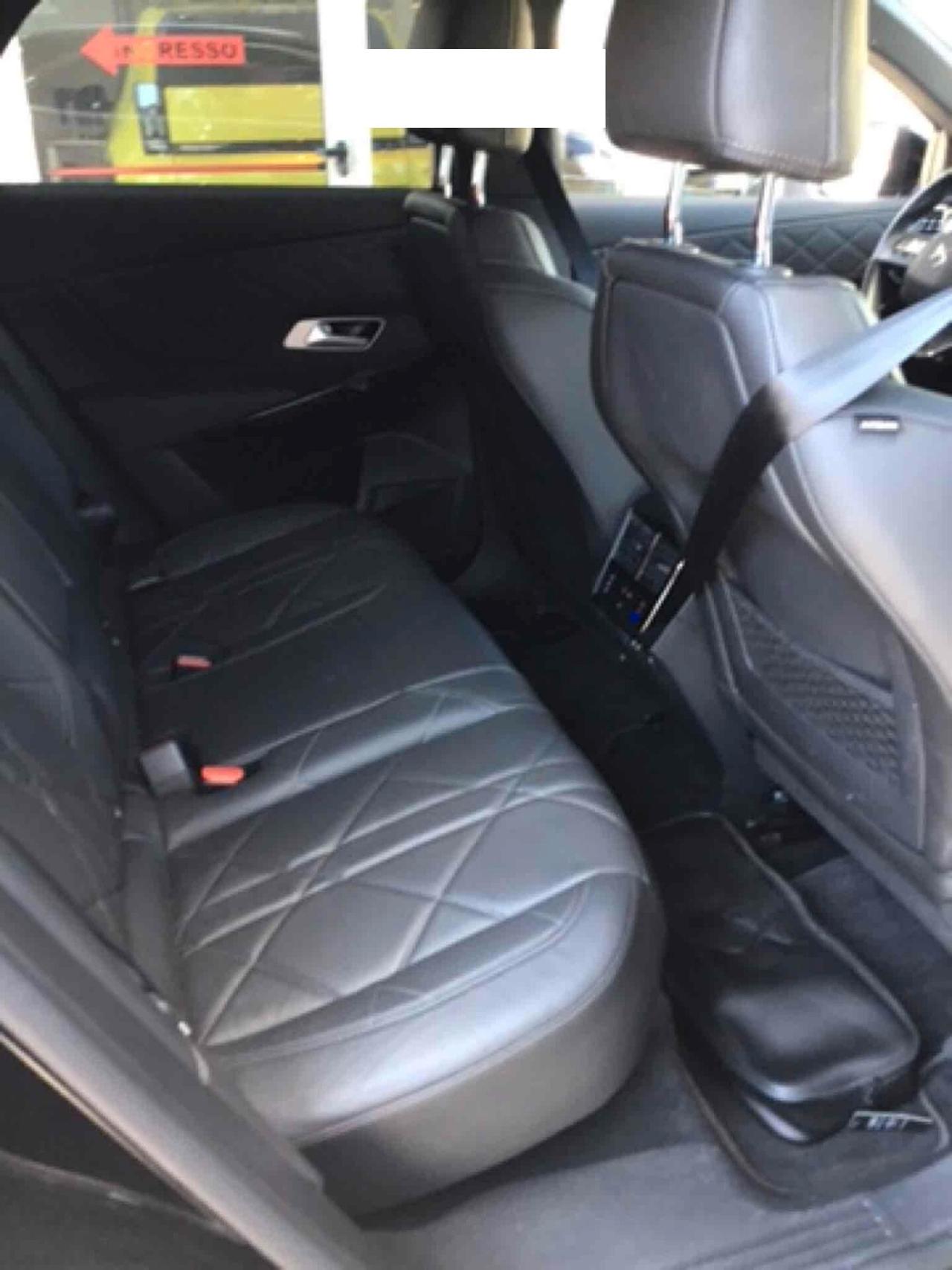 DS 7 CROSSBACK 1.5 BLUEHDI 130CV AUT. GRAN CHIC ( FARI LED - COCKPIT - CRUISE - CLIMA TRIZONA - PELLE - NAVI - MIRROR - PDC - TELECAMERA POST. - CERCHI 19 )