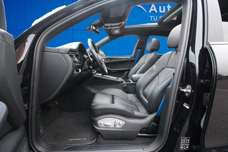 PORSCHE Macan 2.0