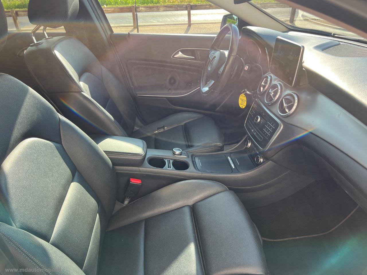 MERCEDES-BENZ GLA 200 d Automatic Enduro CAMERA NAVI