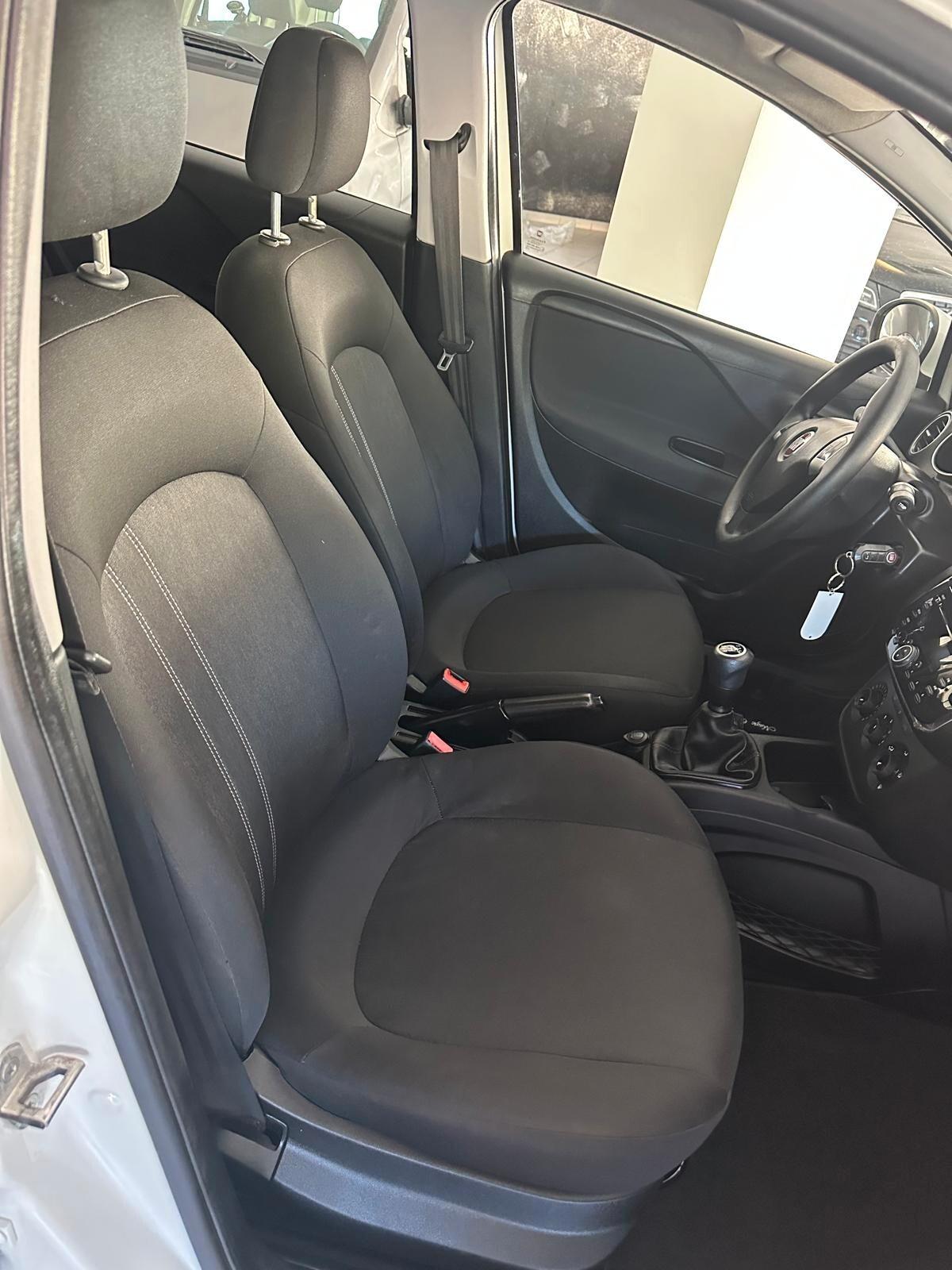 Fiat Punto 1.3 MJT II 75 CV 5 porte Street
