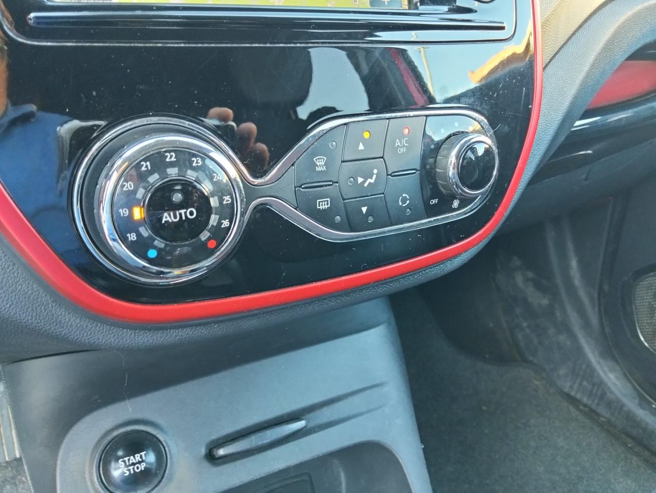 Renault Captur 900 Benzina 90cv Motore Rotto 2016