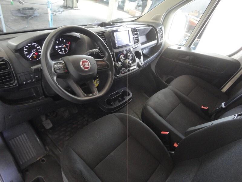 FIAT Ducato (4ª serie) Ducato 33 2.2 Mjt 140CV...