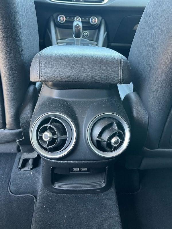Alfa Romeo Stelvio 2.2 Turbodiesel 210 CV AT8 Q4 Executive