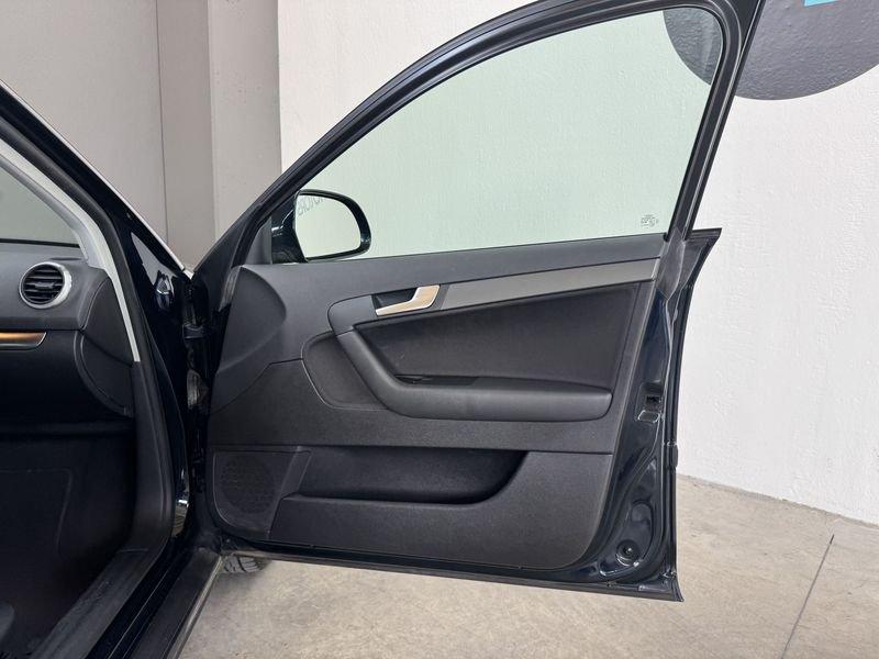 Audi A3 1.6 Attraction NEOPATENTATI UNIPROPRIETARIO