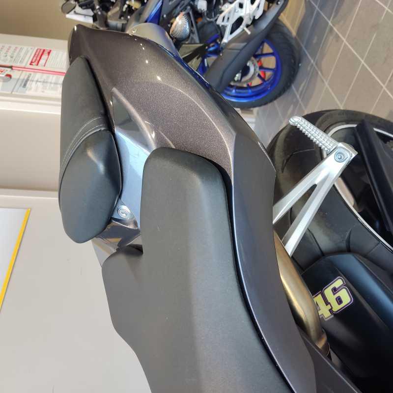 Yamaha YZF R1 - 2004