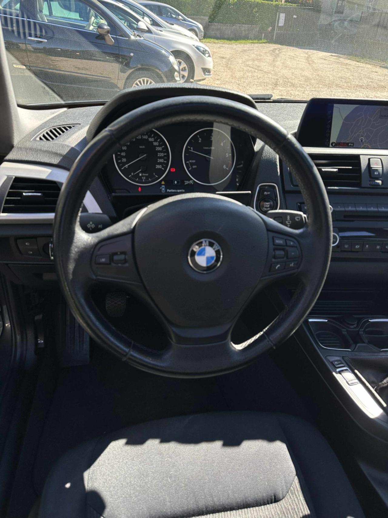 Bmw 118d 5p. URBAN TETTO KMCERT UNICOPR KMCERT GARANZ